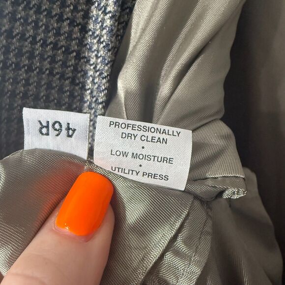 Vintage Burberry's Houndstooth Two Button Blazer - Navy/Brown 46R - Picture 9 of 10